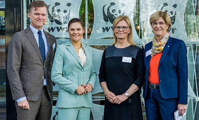 Crown Princess Victoria wore a mint green Anitalia suit, blazer and trousers, by Rodebjer. Andiate beige silk shirt