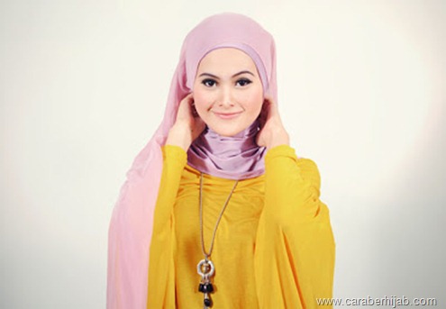 Cara Kreasi Berhijab Model Paris