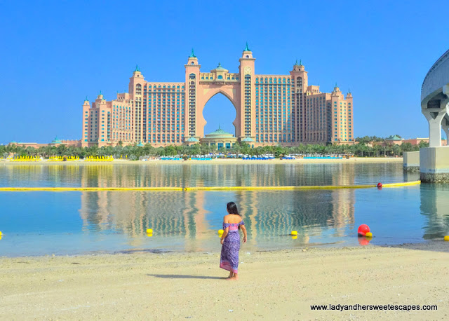 Lady at Palm Jumeirah Atlantis