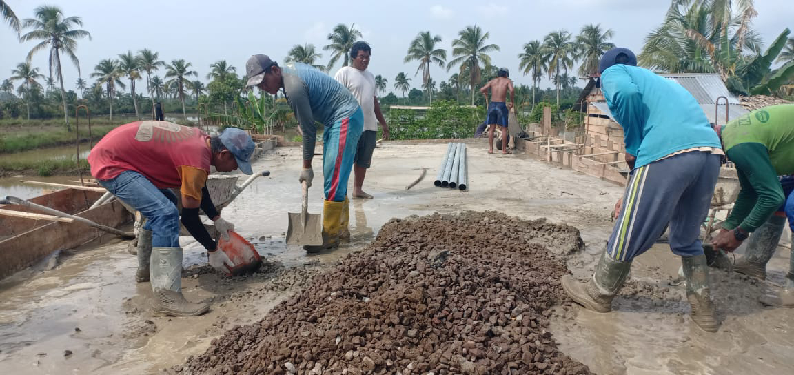 Sudah Separuh Lebih, Coran Tutupi Bagian Tengah Jembatan Penghubung