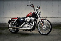 Harley-Davidson XL1200V Sportster Seventy-Two (2012) Front Side