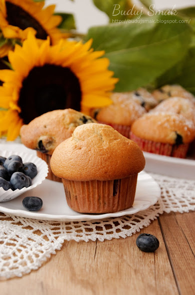 Muffiny waniliowe z borówkami amerykańskimi