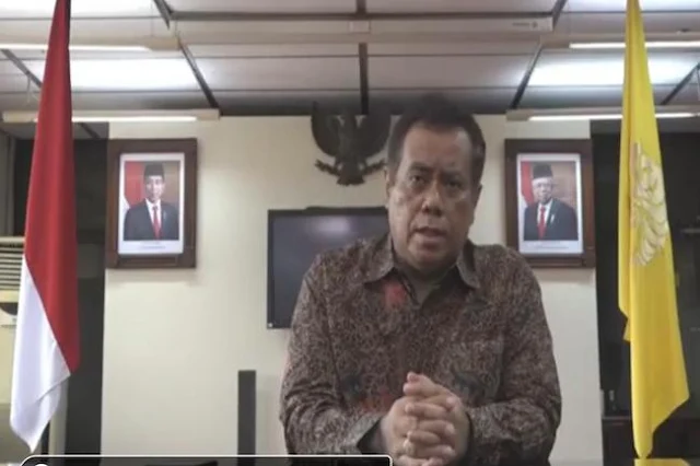 Rektor UI Rangkap Jabatan Komisaris BUMN, Fadli Zon: Gimana Negara Tak Bangkrut
