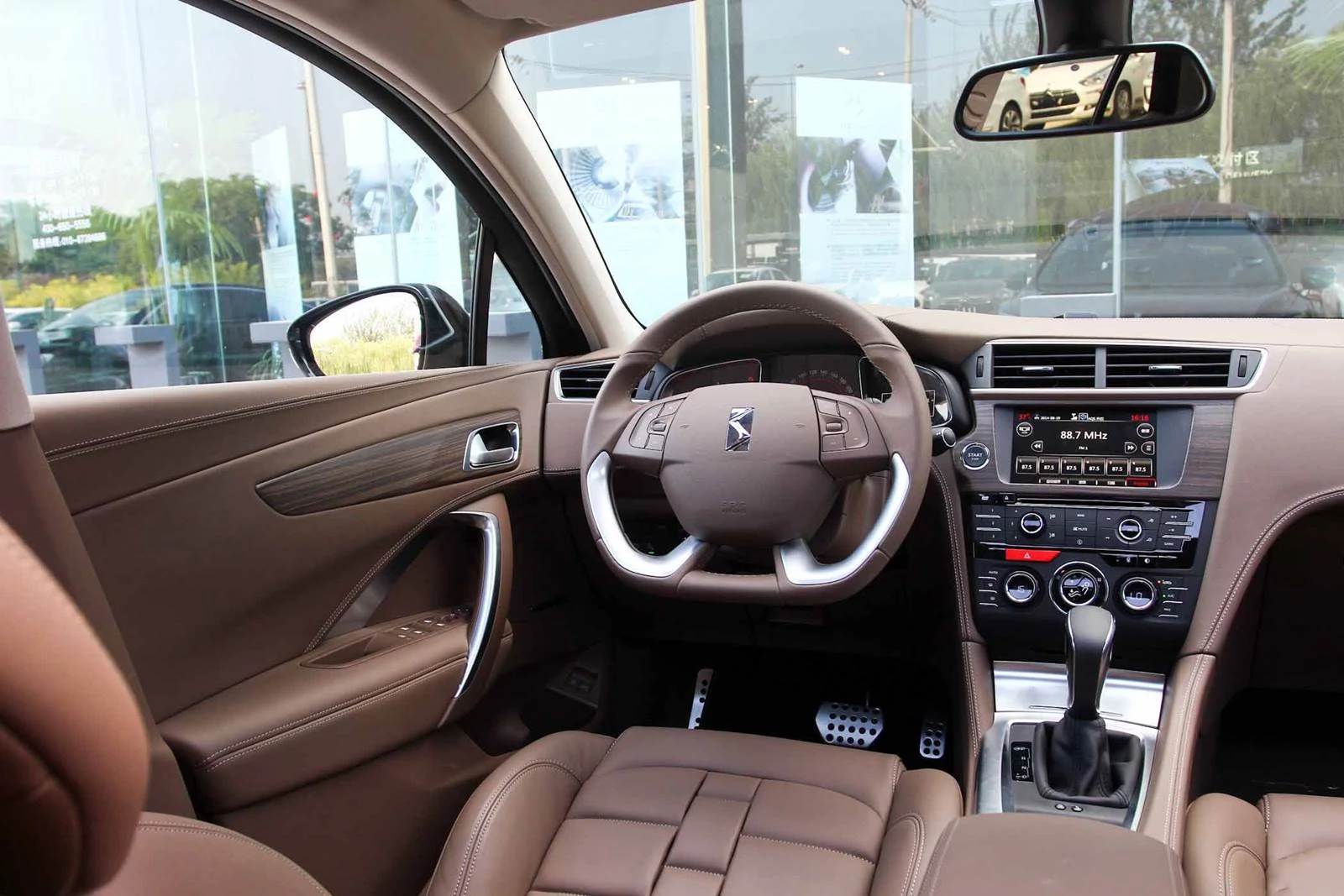 Citroën DS6 - interior