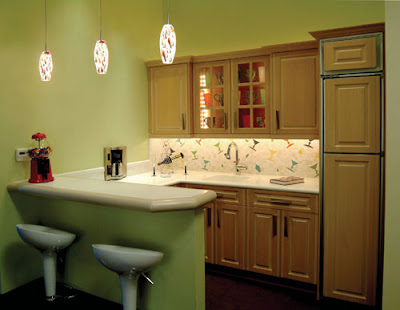 Green Kitchen Appliances on Kitchen With Stylish Interior Design With Wood Kitchen Cabinets  Green