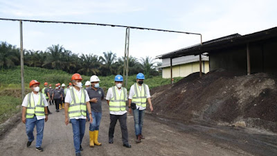 Direktur PTPN IV Kunker ke Kebun Madina Group