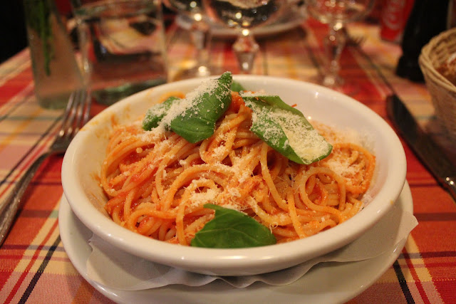 Spaghetti pomodoro