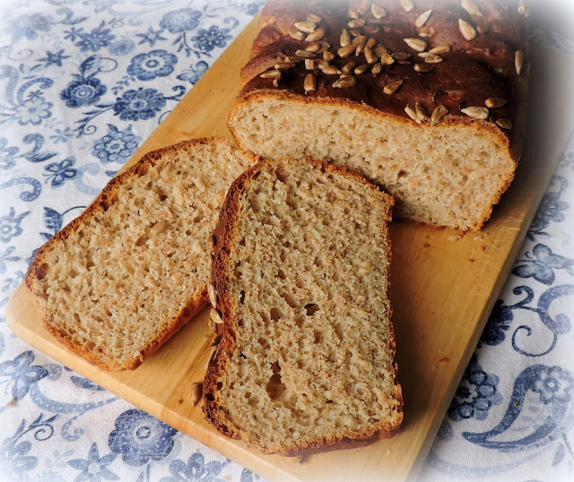 Easy No Knead Rye Bread