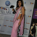 Shilpa Shetty hot sexy in pink saree at DNA Awards