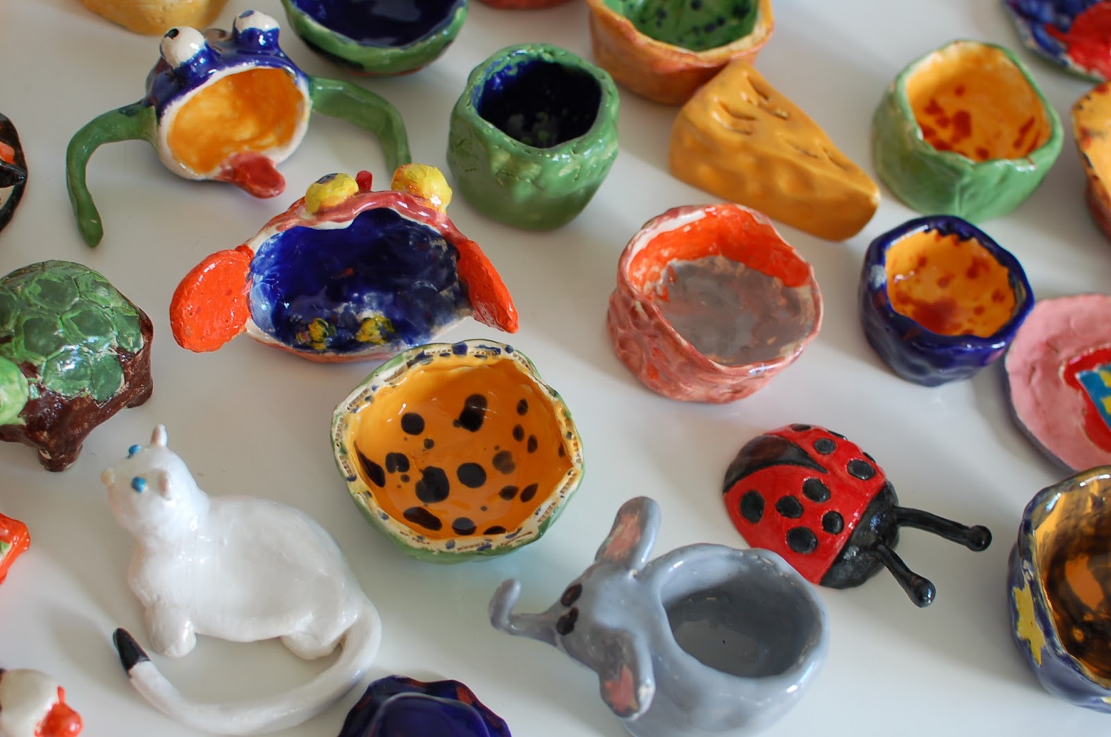 Sunnyside Art House: Colourful Pinch Pots and Pinch Pot Creations