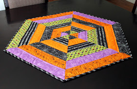 Fabric Mill:  Spiderweb Table Topper Tutorial