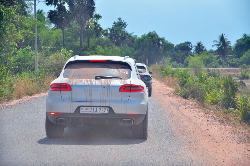 Porsche Macan và Cayenne