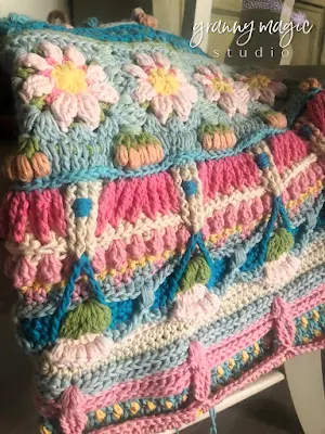 Crochet blanket Harvest Moon.