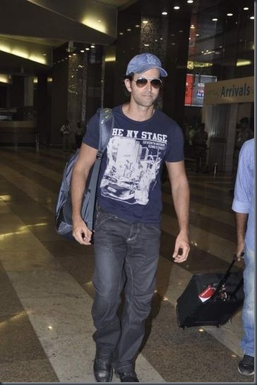 Hrithik, Deepika, Imran,Madhuri snapped at Mumbai airport9