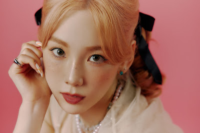 SNSD Taeyeon Weekend Lyrics English