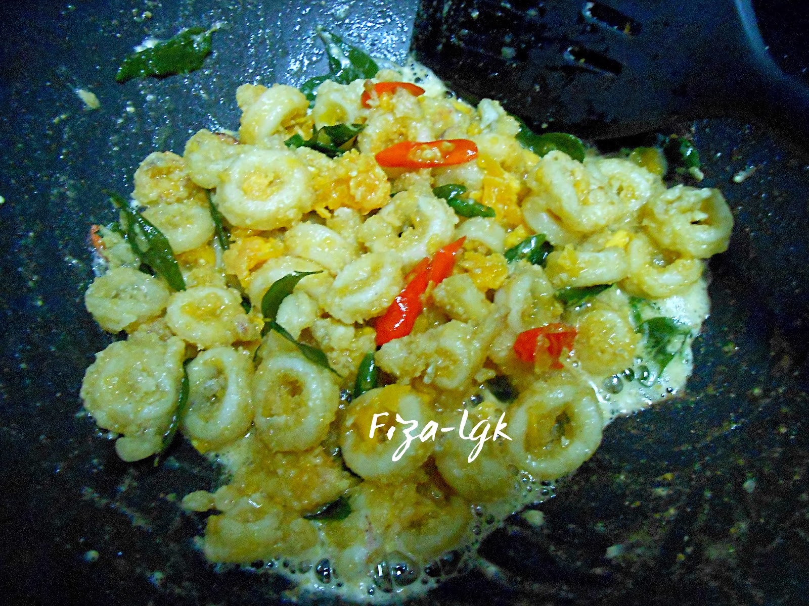 SOTONG GORENG TELUR MASIN Fiza s Cooking