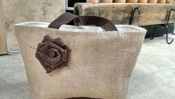 https://www.etsy.com/listing/177645816/free-shipping-natural-burlap-tote-lunch?ref=favs_view_5