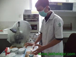 Sterilisasi fisik panas kering menggunakan Bunsen