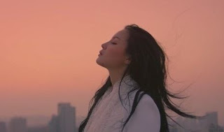 Terjemahan Lirik Breathe - Lee Hi Japanese Version