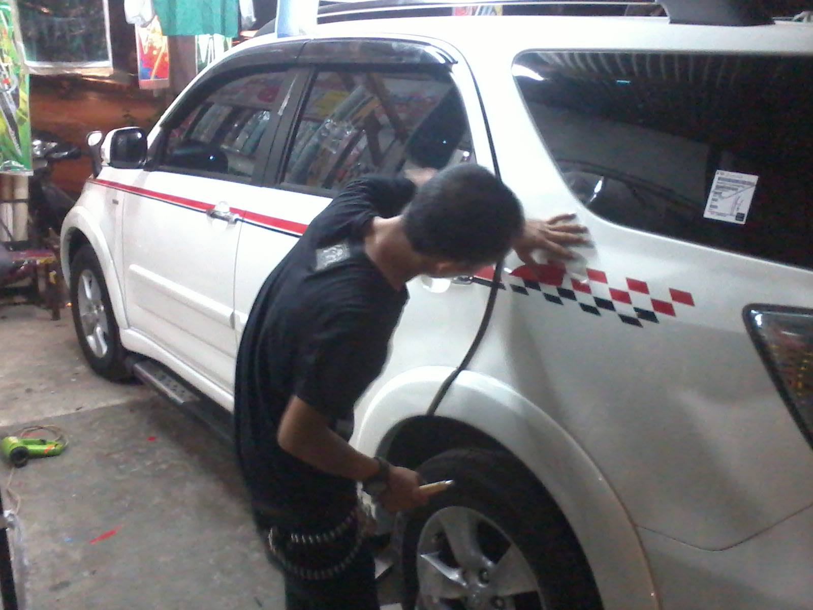 Kumpulan Cutting Sticker Mobil Rush Terlengkap Rekanotomotif