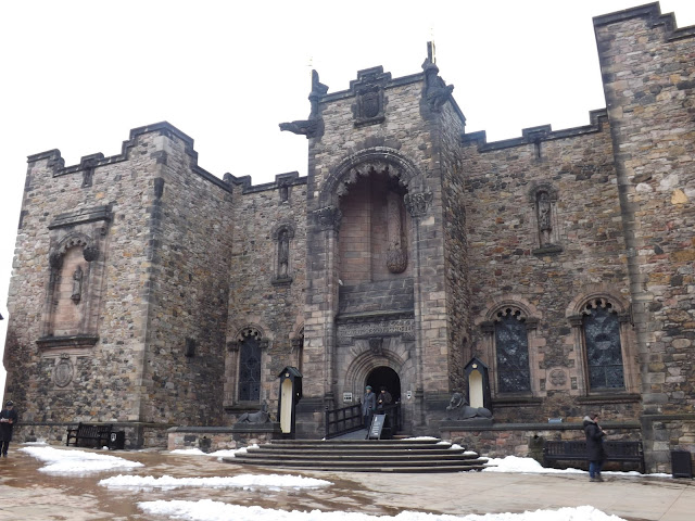 A view of Edinburgh castle entrance