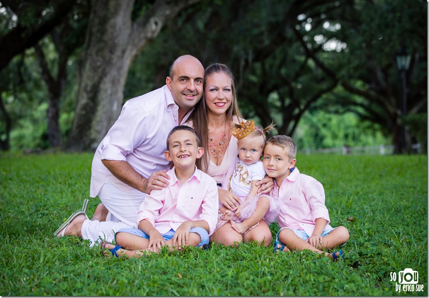 first-birthday-cake-smash-photo-session-pink-tutu-robbins-park-davie-fl-8930