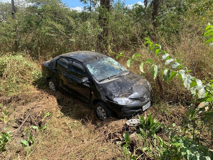 Goleiro do Guarany de Sobral capota carro em estrada do Ceará e tem ferimentos leves