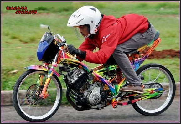 Gambar Modifikasi Motor Suzuki Satria Fu Drag Tercepat