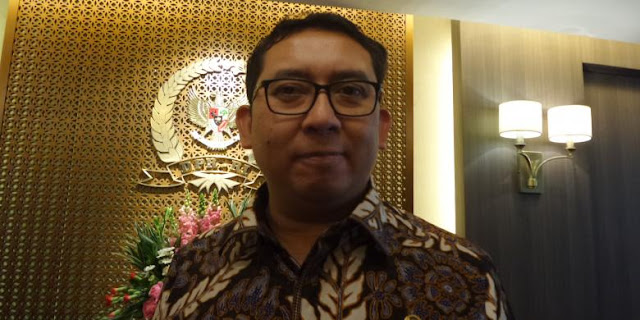 KETERANGAN FADLI ZON ATAS FRAKSI YANG KIRIM NAMA KE PANSUS ANGKET KPK