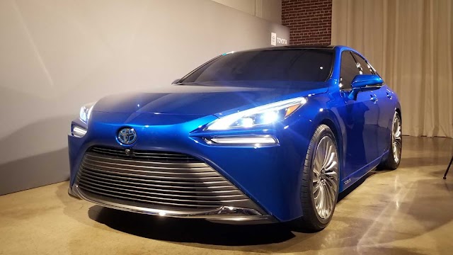 2021 Toyota Mirai Walkaround – All-new Fuel Cell Electric Vehicle in Detail