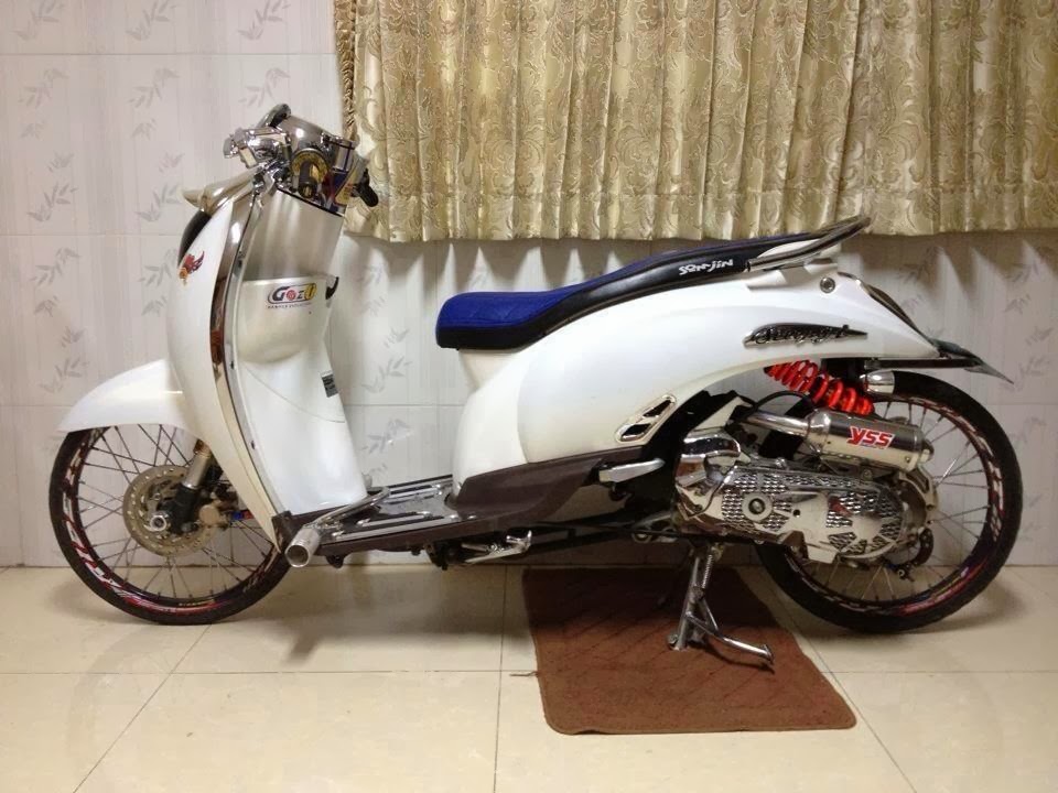 Gambar Modifikasi  Motor Honda  Scoopy  Terbaru MODIFIKASI  