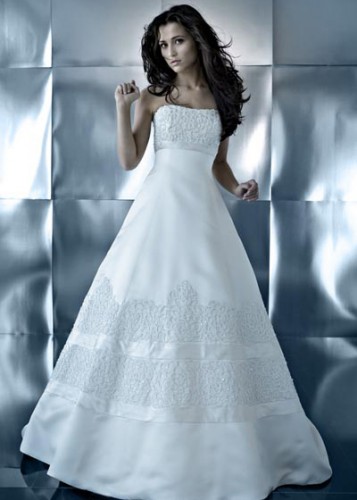 beautiful wedding dress