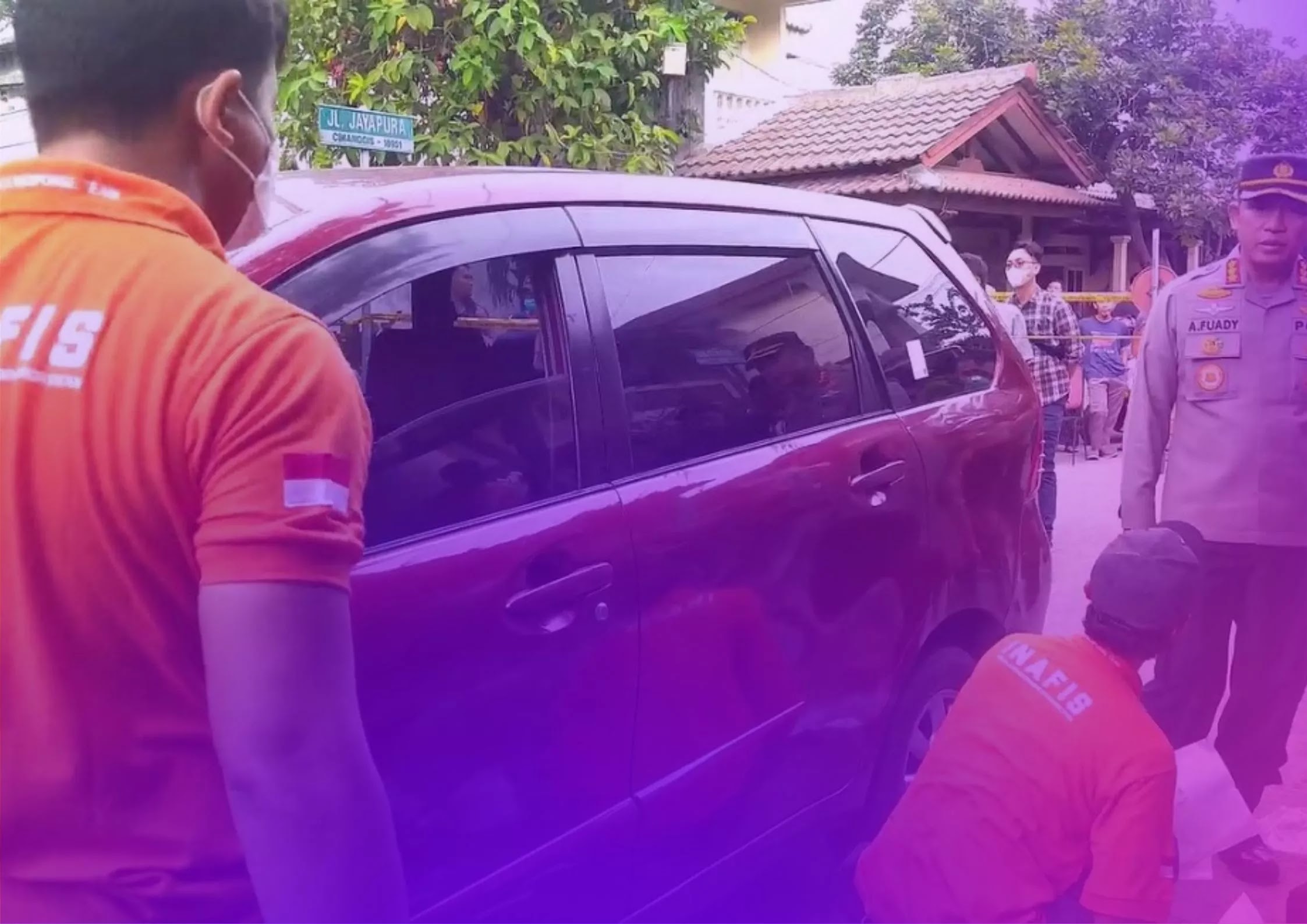 Seorang Pengemudi Mobil Avanza di Perumahan Bukit Cengkeh Depok Tewas dengan Penuh Luka Sayatan, Korban Sempat Membunyikan Klakson