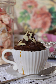 cupcake-taza-de-chocolate-y-dulce-de-leche