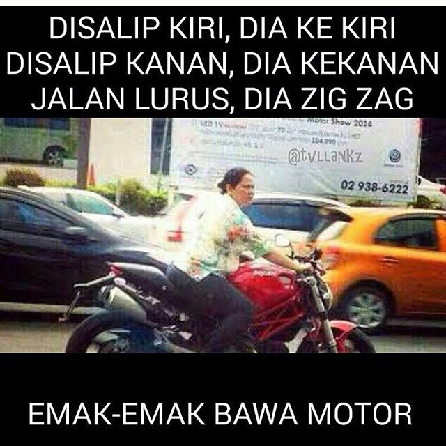 Gambar Lucu Saat Emak Emak Naik Motor  Humor Lucu Banget