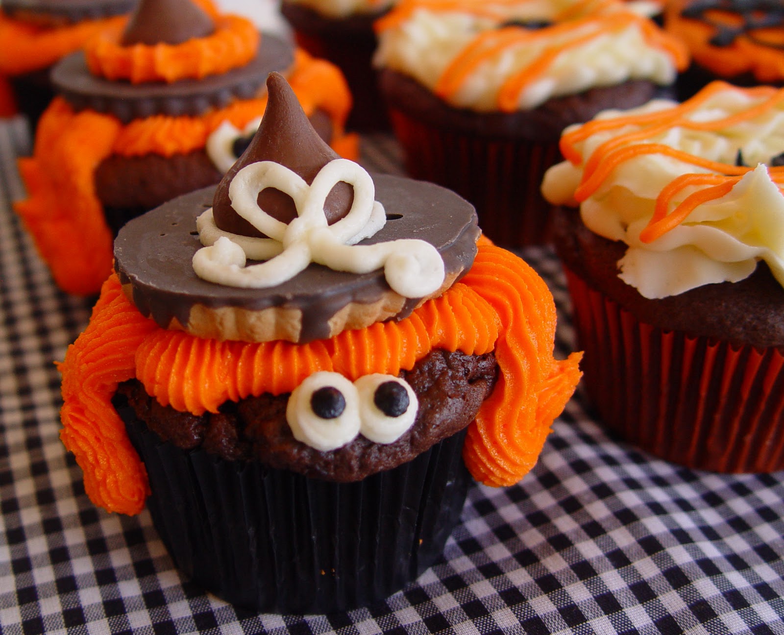 Spook tacular Halloween  Cupcakes 