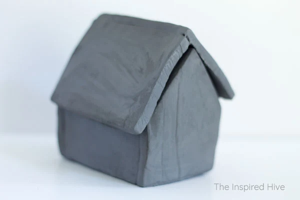 Great project idea for beginners! How to make these cute DIY air dry clay nesting houses!