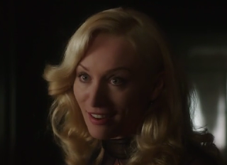 Dracula-Te lo Digo en Serie-Victoria Smurfit-Lady Jayne Wetherby