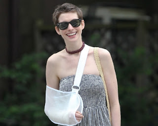 Anne Hathaway New Nice Images