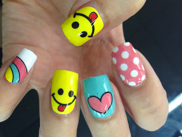 Download 4600 Koleksi Gambar Emoji Nail Art Terbaru 