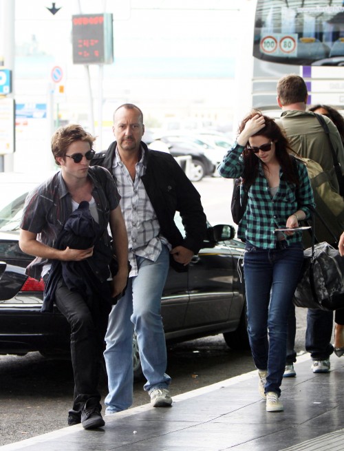 kristen stewart and robert pattinson married in real life. 2011 Robert Pattinson, Kristen