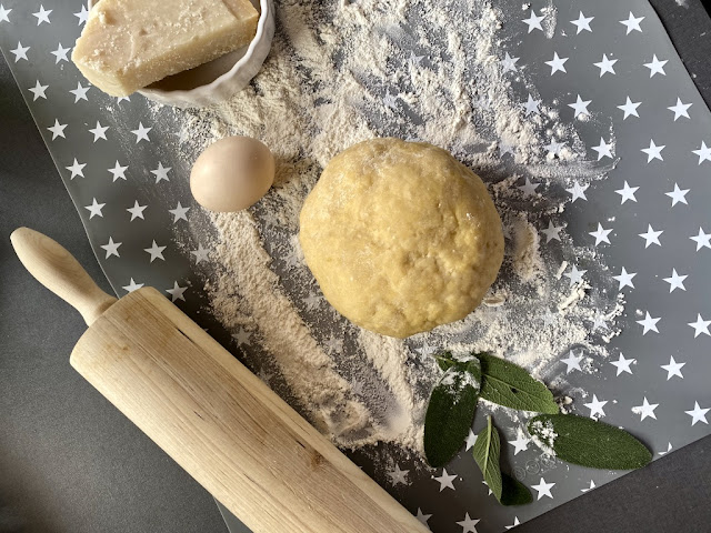 Recept na domácí ravioli con ricotta e spinaci - s ricottou a špenátem