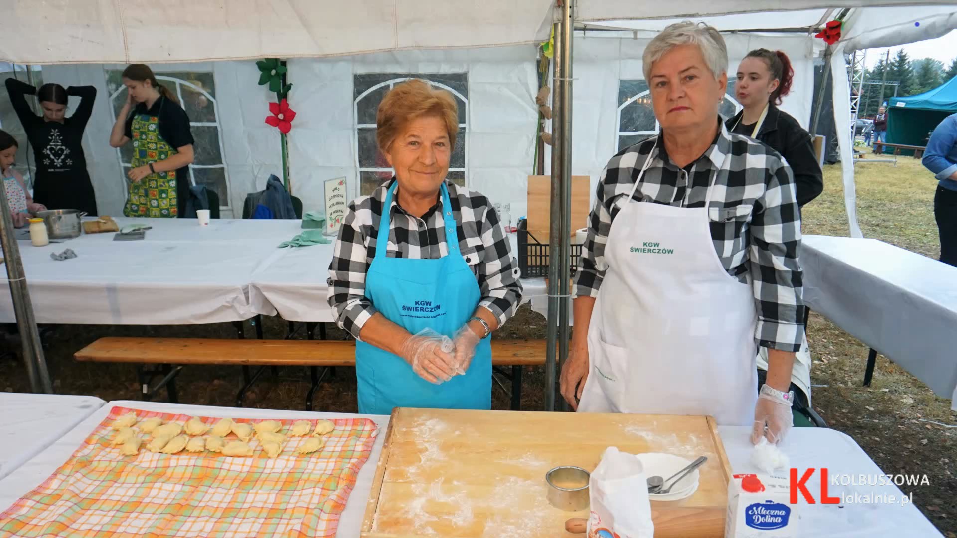 Pierogi i kapusta źmiocana [FOTO, WIDEO]