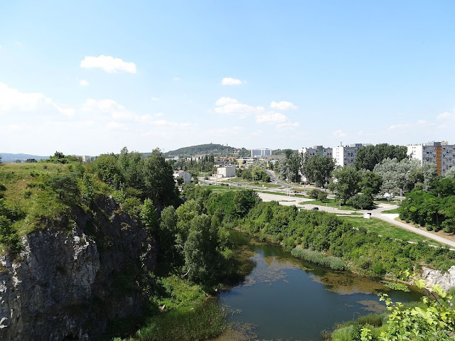 Kadzielnia największa atrakcja Kielc.