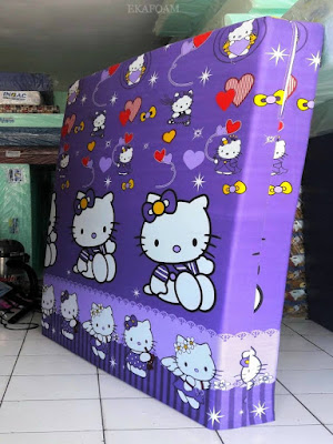 Kasur inoac motif Hellokitty ungu