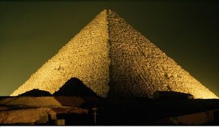 Visit Giza pyramids during Easter vacation in Egypt travel and tour package