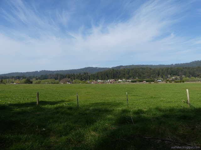 ring of low mountains