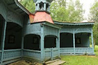 Rokole - dřevěná stavba "Loreta"/Rokole - The Wooden Building "Loreta"