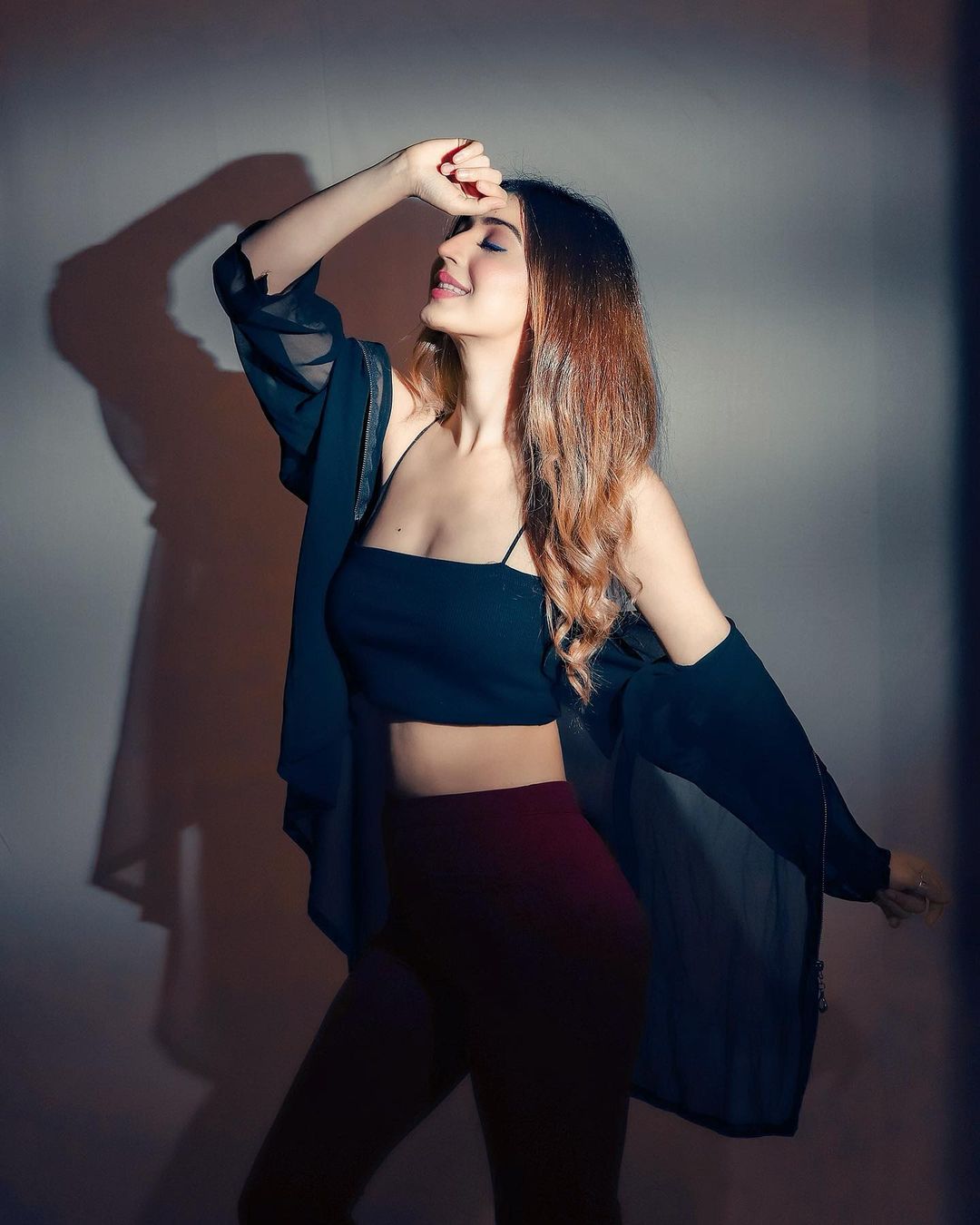 Priyanka Khera Hot and Sexy Pictures - Insta Stars