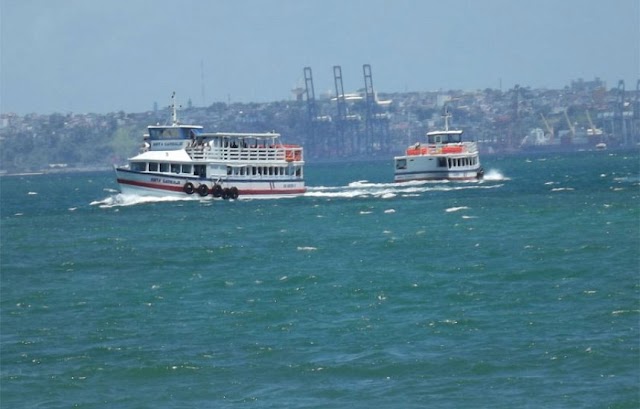 Travessia   Salvador-Mar Grande tem bom  movimento e opera com seis embarcações